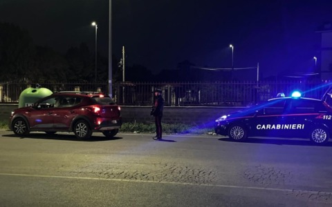 Furto all’outlet di Vicolungo: due arresti e due denunce