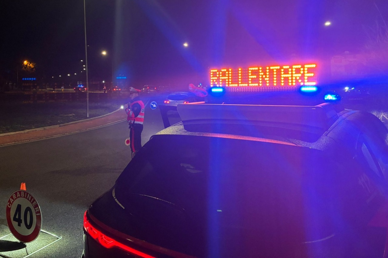 Tentato furto, due uomini aggrediscono i dipendenti