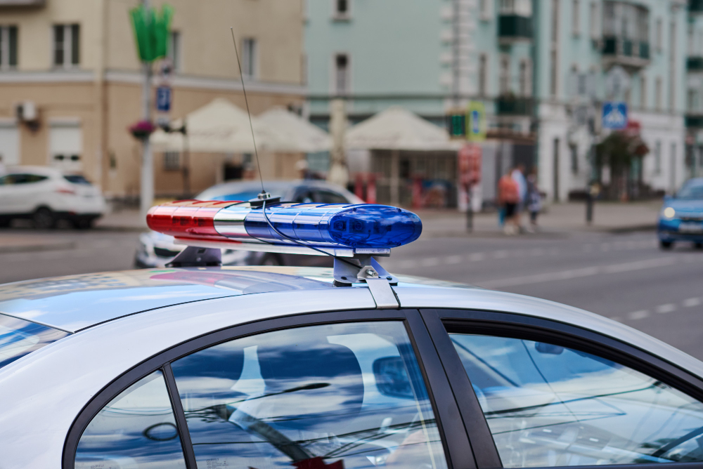 Aggredito un agente in carcere durante una telefonata