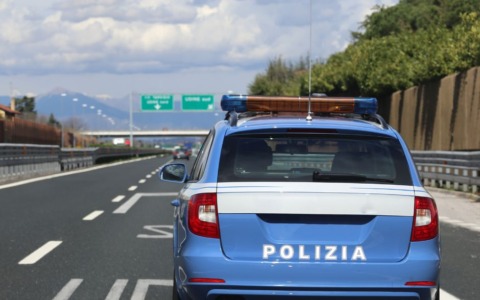 Truffa su WhatsApp, il falso amico chiede un pagamento