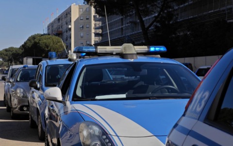 Rifiuto ingombrante abbandonato, scattano le verifiche